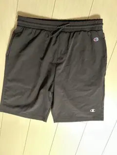 ウ*ン様 Champion ブラック ハーフパンツ