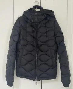 2025年最新】moncler morandieresの人気アイテム - メルカリ