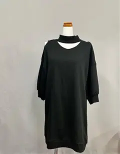 ラスト値下げ⚠️ オフショルダー ハイネック 黒 五分袖 トップス