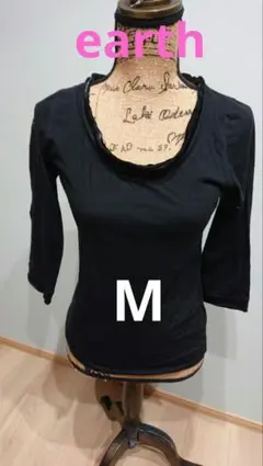 earth　トップス　M