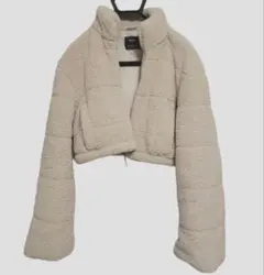Bershka ベージュ ボアジャケット Lサイズ　レディースアウター　もこもこ
