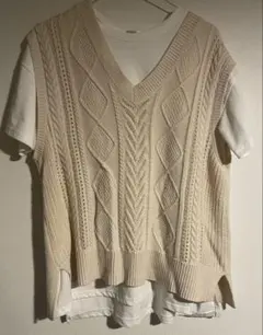 INGNI ベージュ Vネック ケーブルニットベスト