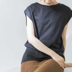 URBAN RESEARCH♡コットン ノースリーブ カットソー 黒