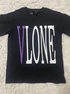 Vlone Benjamin ブラック Tシャツ - メルカリ