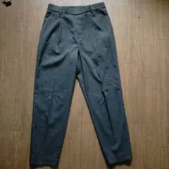 UNIQLO　クロップドパンツ　テーパードパンツ　チェック柄　チャコール　グレー