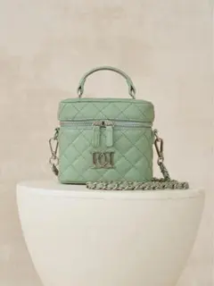 Darich キルティングスクエアミニバッグ グリーン シルバーパーツ