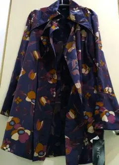 H-7 NYC 　日本製コートワンピース　トンガリ襟、袖口、花柄など昭和レトロ風