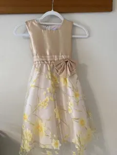 キッズ フォーマルドレス シャンパンゴールド 花柄のサムネイル