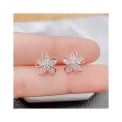 花形　ピアス