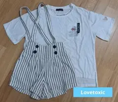 Lovetoxic サスペンダー付きショートパンツ Tシャツセットのサムネイル