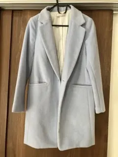 ペールブルー チェスターコート