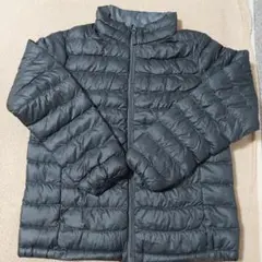 ユニクロ撥水性ブラック中綿ジャケット　150cm