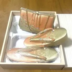 【未使用やや訳あり美品】和装バッグ草履セット　特撰　フォーマル　結婚式　桐箱付