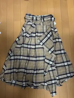 ページボーイ　チェックフレアスカート Mサイズ　新品タグ付き