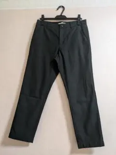 エヴァムエヴァのナローパンツ