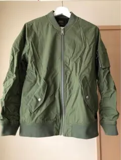 新品未使用　CARHARTT MA-1ジャケット Mサイズ オリーブグリーン