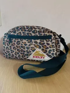 KELTY ヒョウ柄ショルダーバッグ