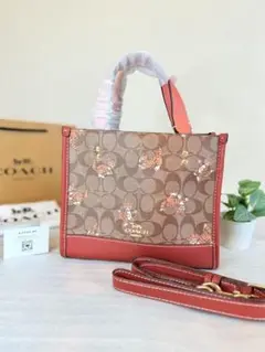 COACH ミニ コート バックパック・ダンシング キトゥン　ホワイト 公式】コーチアウトレット | ミニ コート バックパック
