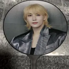 2025年最新】RIGHT here ジョンハン うちわの人気アイテム - メルカリ