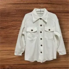 ホワイト ボタン付き シャツジャケット Sサイズ