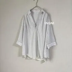 美品 タグ付 INGNI スキッパー ストライプ シャツ バックレース ホワイト
