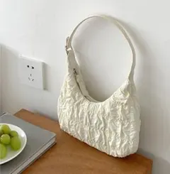 ショルダーバッグ 三日月 韓国 おしゃれ ブラック ラウンド お祭り シンプル