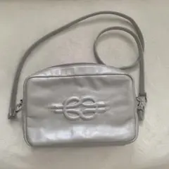 【美品】ear PAPILLONNER イアパピヨネ 牛革 ショルダーバッグ