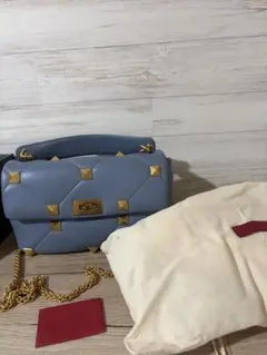 美品VALENTINO ショルダーバッグのサムネイル