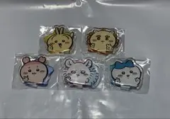 ちいかわ　ピース　アクリルスタンド　うさぎ　シーサー　古本屋　モモンガ　ハチワレ
