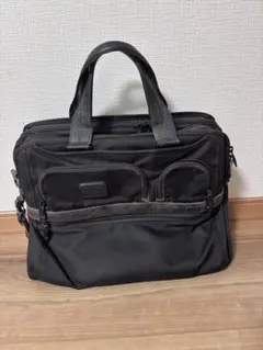 極美品✨TUMI アルファ2 ビジネスバッグ 拡張機能 26141D2 TUMI（トゥミ） ブリーフケース メンズ ブラック 26141D2 ALPHA2