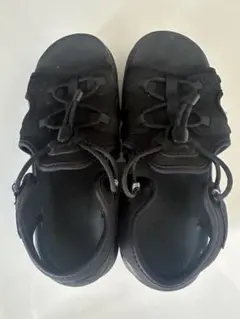 美品　NIKE ナイキ エアマックスココ　24cm