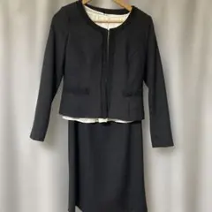 黒のツイードスーツ・フォーマル3点セット　13号