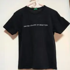 UNITED COLORS OF BENETTON ブラックTシャツ