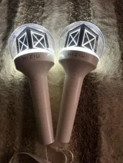 2025年最新】niziu ペンライト 2本の人気アイテム - メルカリ