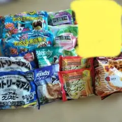 お菓子詰め合わせ カントリーマアム 柿の種 ラーメン たべっこ水族館 ブレンディのサムネイル