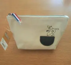新品未使用　SNOOPY ポケット付きポーチ ペンケース