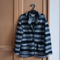 Item thumbnail for item 44935604-4b12-4d17-b857-5a7f7633229c