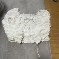 ホワイト フリル クロップドトップス