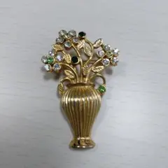 Item thumbnail for item 310f6b9b-a7f8-4771-8f40-e6922c42a2d3