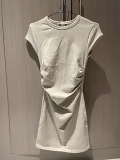 ZARA ベージュ ミニワンピース 半袖