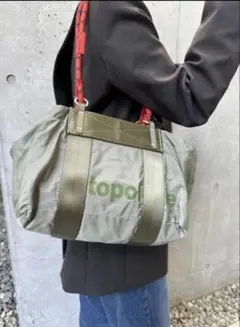 topologie Duffle Small グリーン ストラップ付き