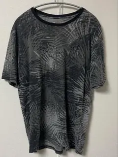 アンダーアーマー 総柄スポーツTシャツ XL グレー黒