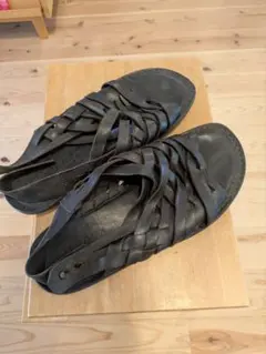 trippen 黒 編み込みサンダルのサムネイル