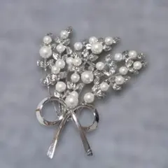 パール フラワー ブーケ ブローチ リボンデザイン シルバー
