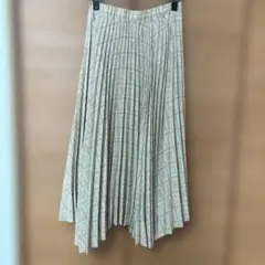 ベージュ チェック柄 プリーツスカート　明治　チョコレート　コラボ
