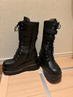 【24h値下げ中】淘宝網(タオバオ)＋22cm 厚底シークレットブーツ　コスプレ 淘宝網(タオバオ)22cm厚底ブーツ コスプレ - メルカリ