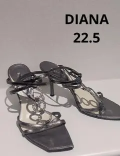 DIANA ストラップ付きハイヒール　22.5