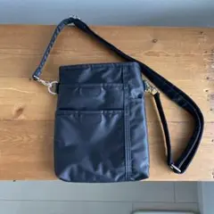 無印良品　ショルダーバッグ　ペン差し付き　※旧タイプ