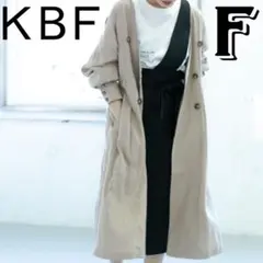 KBF /トレンチコート　ロングジャケット　アウター・上着・羽織り　ベージュ　F