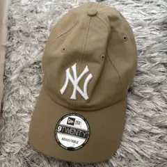 New Era 9TWENTY ベージュキャップ